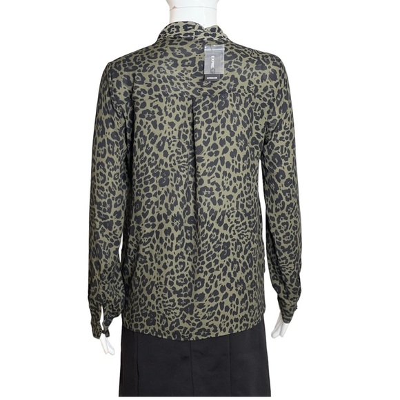 Express Women Size XS Blouse Green Black Animal Print Twist Front Long Sleeve - Picture 8 of 14